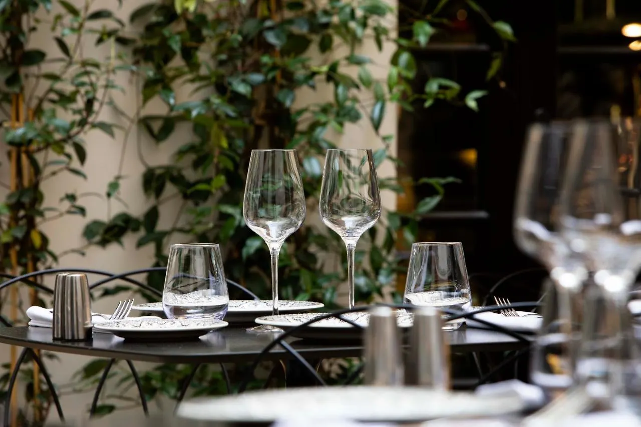 *****  Le Damantin Hotel & Spa París Francia