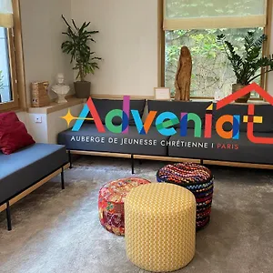 Adveniat Hostal