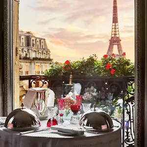 5* Szálloda Plaza Athenee - Dorchester Collection