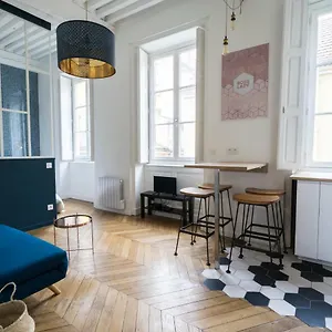 Apartment Doyenne Vieux